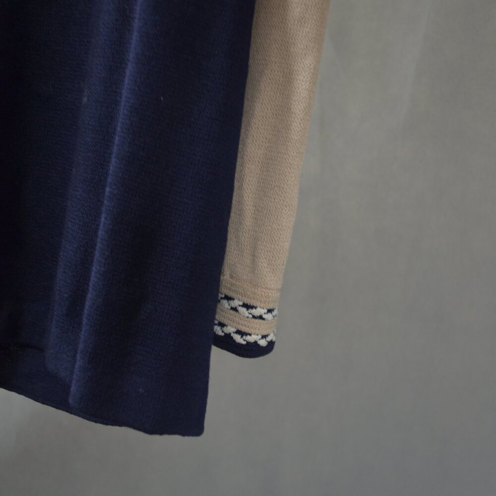 ST John Collection By Marie Gray Navy Blue and Tan Sweater size 16 - Picture 6 of 9